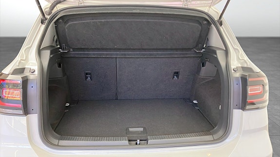 Volkswagen T-Cross 12 of 13