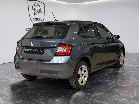 Skoda Fabia 5 of 5
