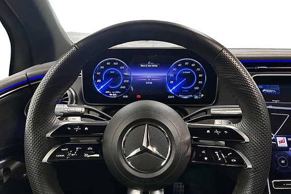 Mercedes-Benz EQS450 SUV 6 of 18