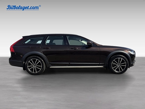 Volvo V90 Cross Country 4 of 5