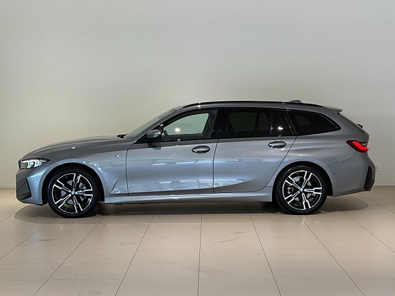 BMW 320d 2 of 9