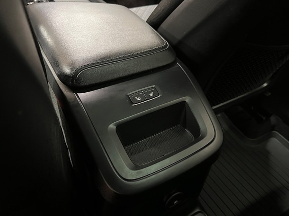 Volvo XC60 23 of 26