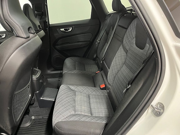 Volvo XC60 24 of 26