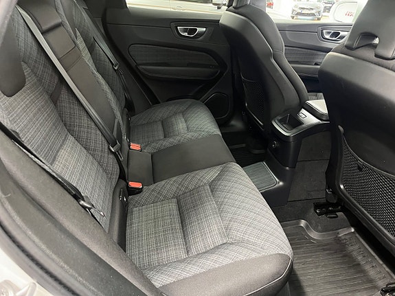Volvo XC60 25 of 26