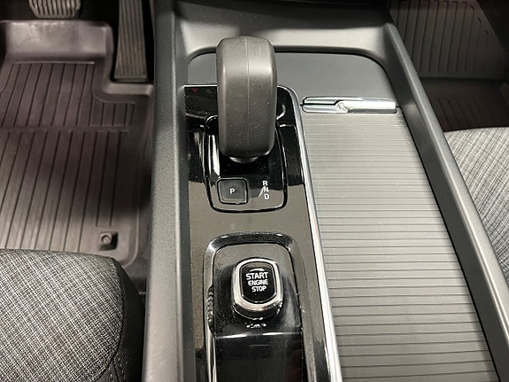 Volvo XC60 18 of 26