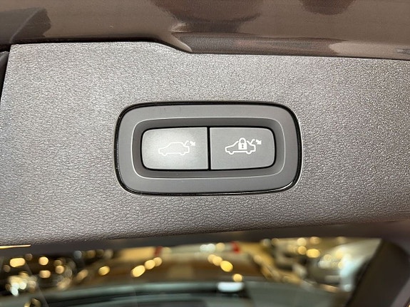 Volvo V60 7 of 12