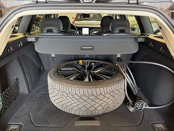 Volvo V60 8 of 12
