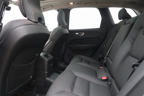 Volvo XC60 5 of 5