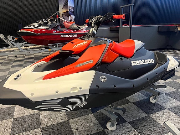 Sea-Doo Spark Trixx 1-Up -26 6 of 6
