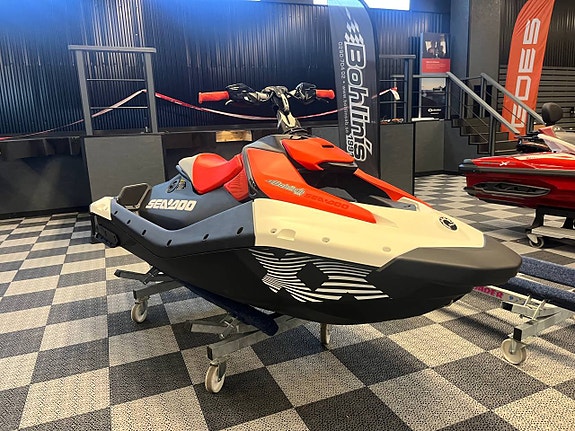 Sea-Doo Spark Trixx 1-Up -26 4 of 6