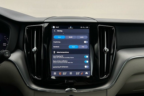 Volvo XC60 26 of 30