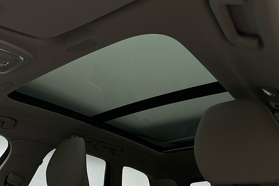 Volvo XC60 18 of 30