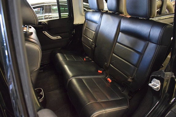 Jeep Wrangler Unlimited 9 of 25