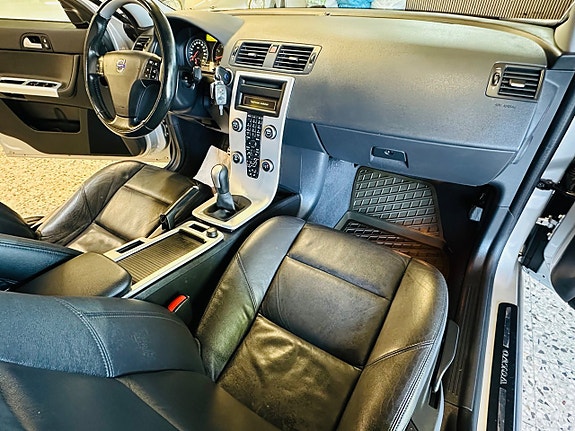 Volvo S40 11 of 21