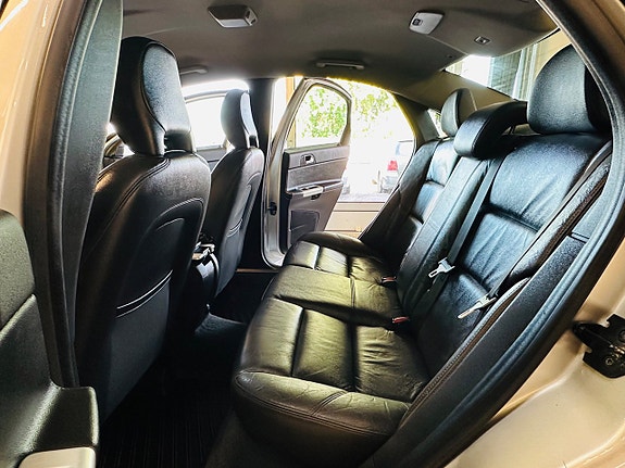Volvo S40 14 of 21