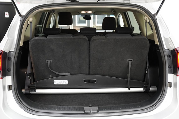 Kia Carens 21 of 21