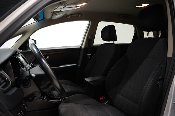 Kia Carens 6 of 21
