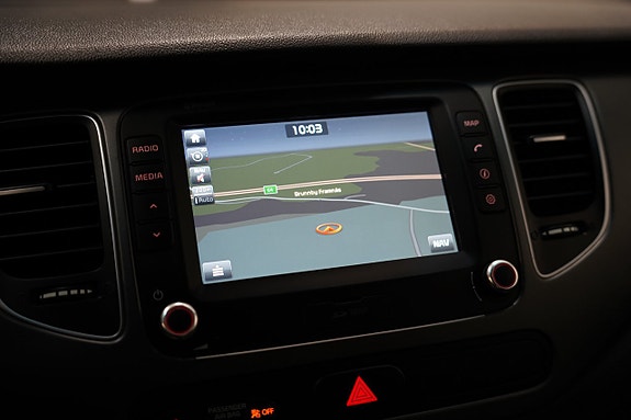 Kia Carens 14 of 21