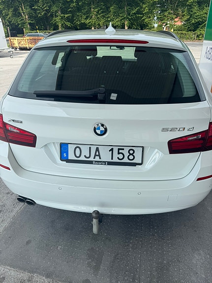 BMW 520d 15 of 20