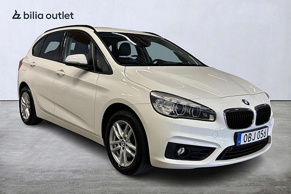 BMW 218d 2 of 5