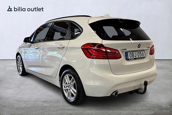 BMW 218d 5 of 5