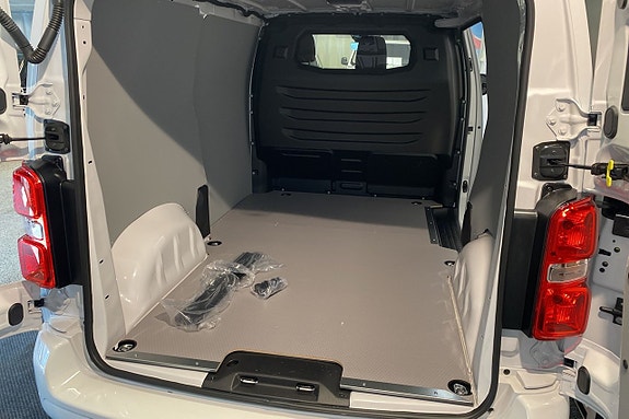 Peugeot Expert 5 of 5
