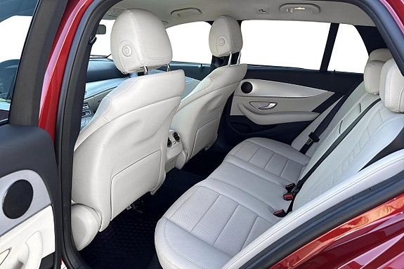 Mercedes-Benz E220 d 10 of 15