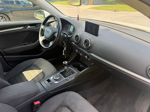 Audi A3 6 of 11