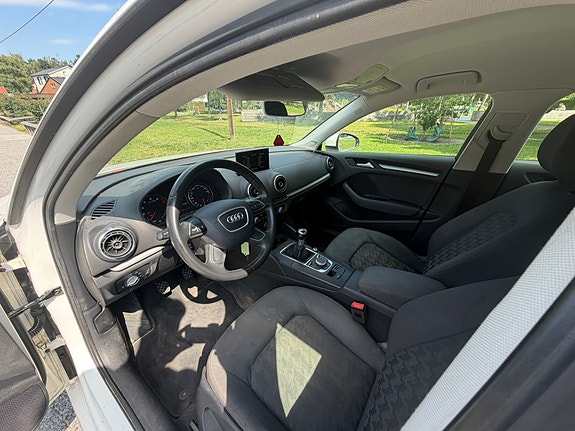 Audi A3 8 of 11