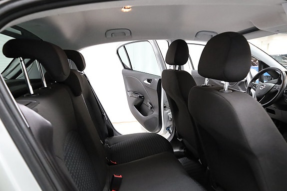 Opel Corsa 13 of 22