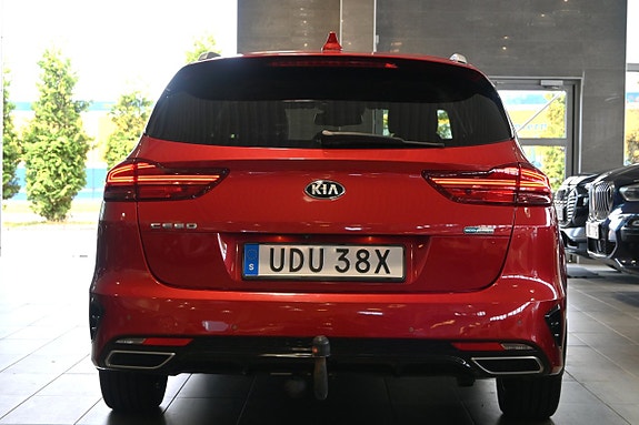 Kia Ceed 4 of 21