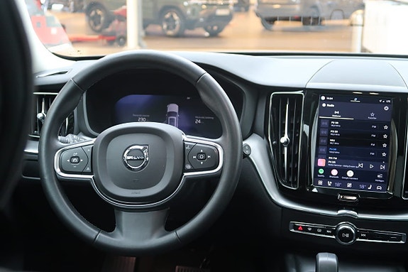 Volvo XC60 7 of 22