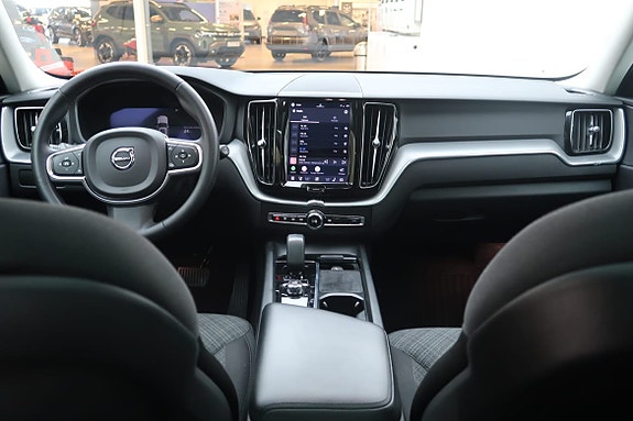 Volvo XC60 6 of 22