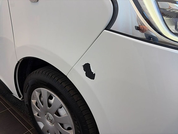 Renault Trafic 16 of 18