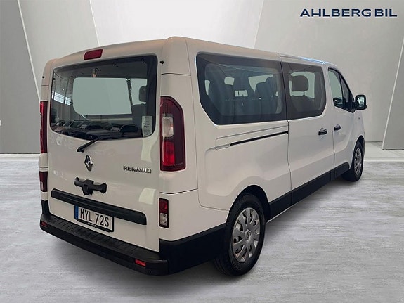 Renault Trafic 12 of 18