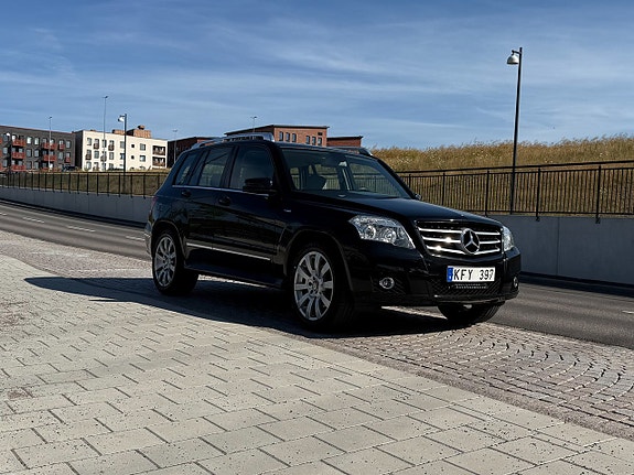 Mercedes-Benz GLK220 5 of 5