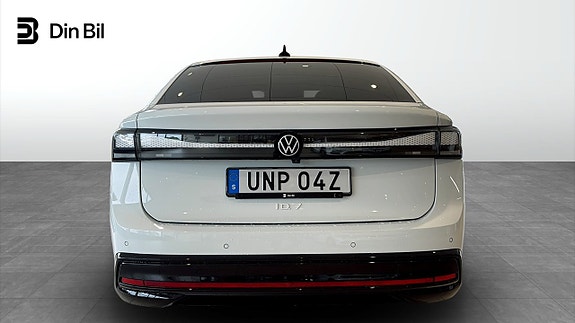 Volkswagen ID.7 6 of 13