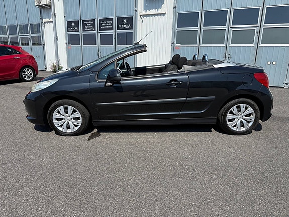 Peugeot 207 CC 2 of 9
