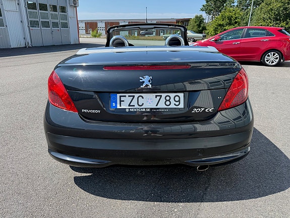 Peugeot 207 CC 6 of 9