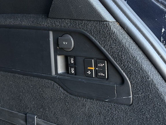 Volkswagen Touareg 6 of 27