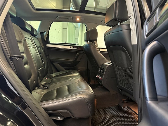 Volkswagen Touareg 11 of 27