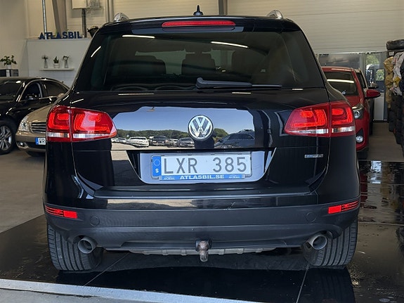 Volkswagen Touareg 4 of 5