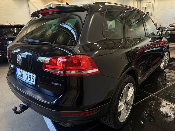 Volkswagen Touareg 8 of 27
