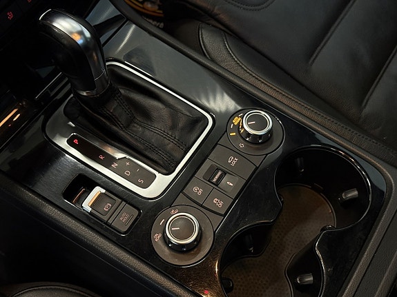 Volkswagen Touareg 20 of 27