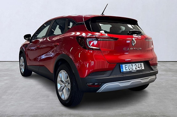 Renault Captur 4 of 5