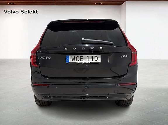 Volvo XC90 4 of 5