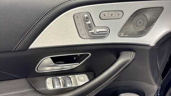 Mercedes-Benz GLE350 de 11 of 13