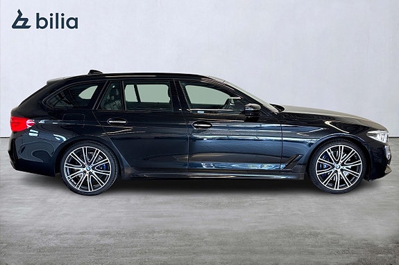 BMW 540i 4 of 5