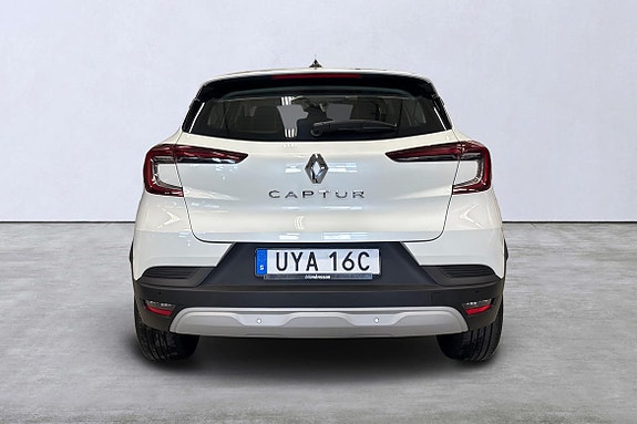 Renault Captur 5 of 5