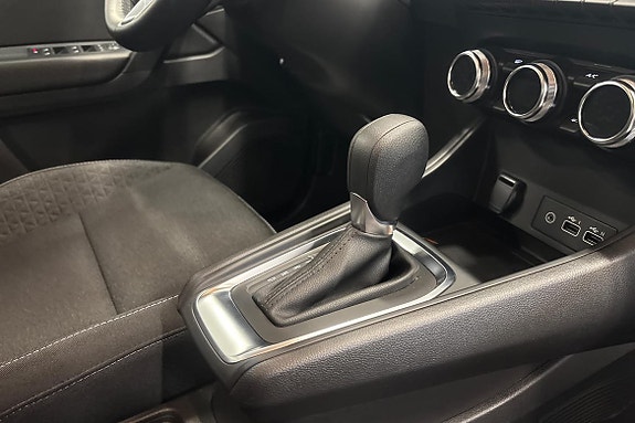 Renault Captur 15 of 18